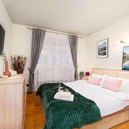 Central Elegant - Anastasia Apartment - By Openhouse Temesvár Kültér fotó